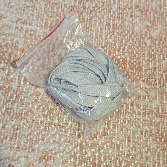 Vintage Havana White and Silver Sneakers - Picture 10 of 10